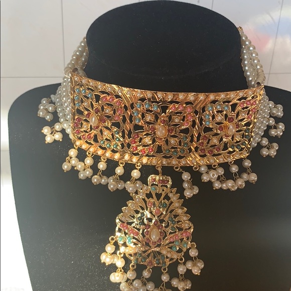 Artificial multi bead golden color set - Picture 4 of 4